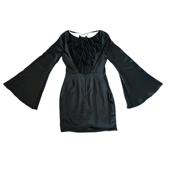 Silky Backless Mini Witch Dress with Angel Sleeves - Picture 7 of 13